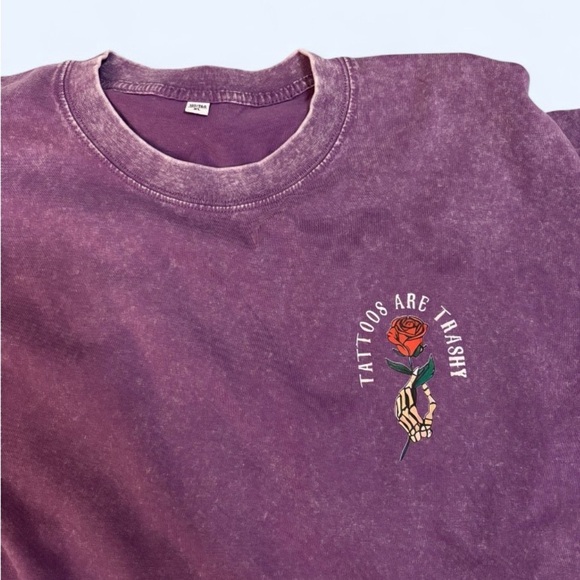 Men’s Vintage Distressed T-Shirt Graphic Rose “Tattoos are Trashy” Size XL - NEW - Picture 4 of 4